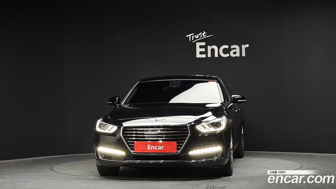 Genesis EQ900 2017