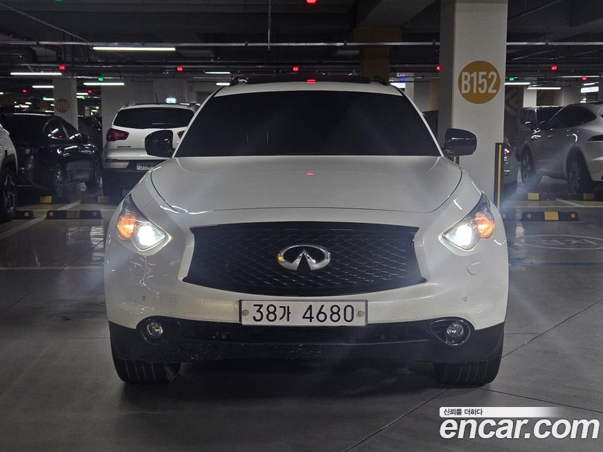 Infiniti QX70 2017