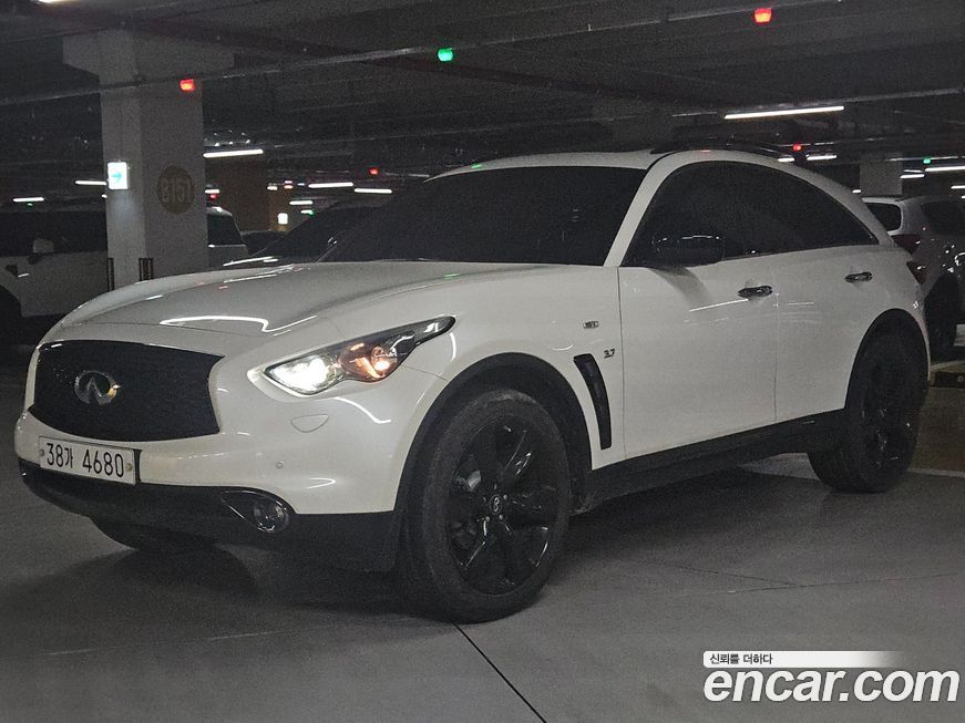 Infiniti QX70 2017