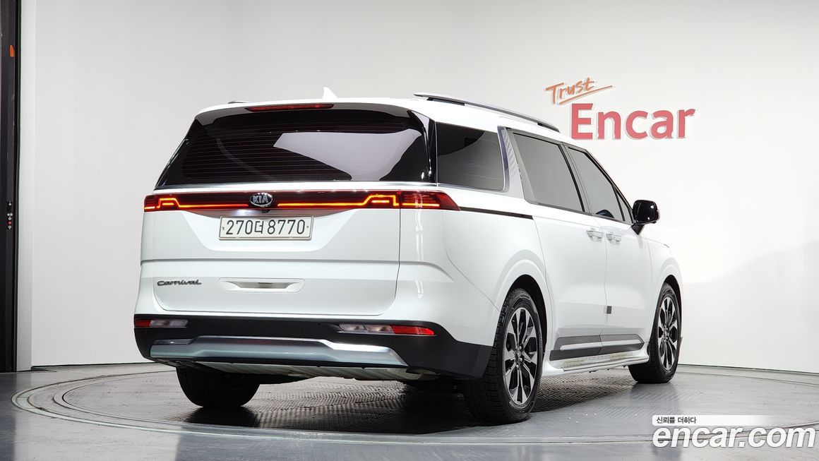 Kia Canival 2021