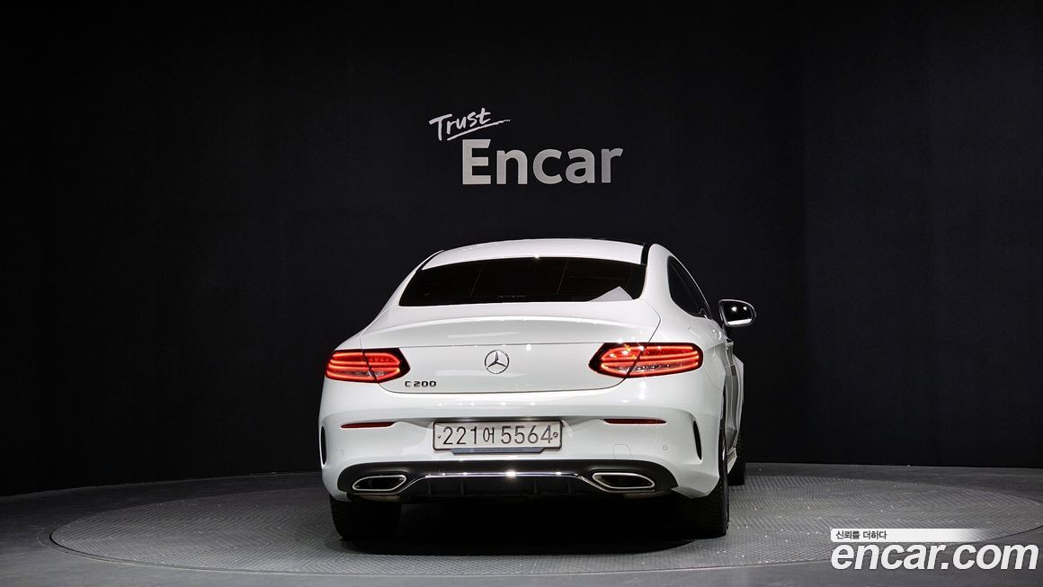 Mercedes-Benz C-Class 2020