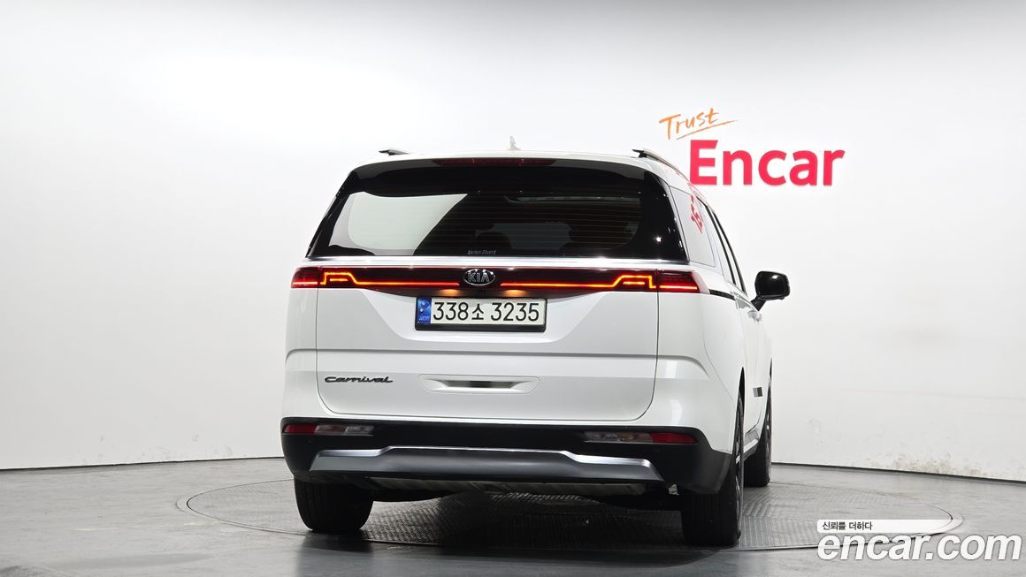 Kia Canival 2021