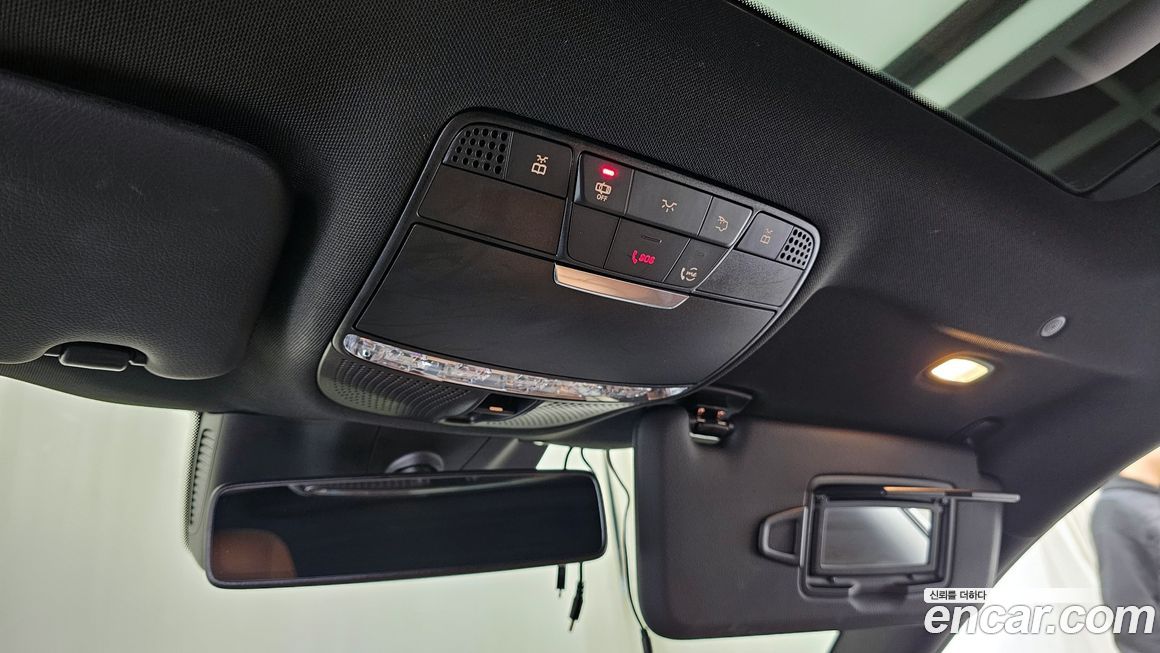 Mercedes-Benz C-Class 2020