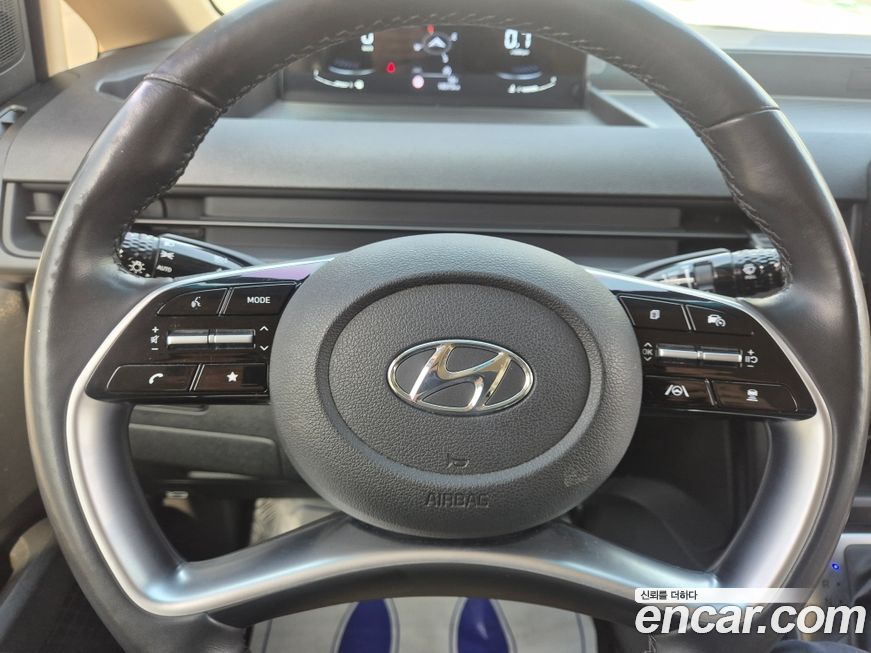 Hyundai Staria 2024
