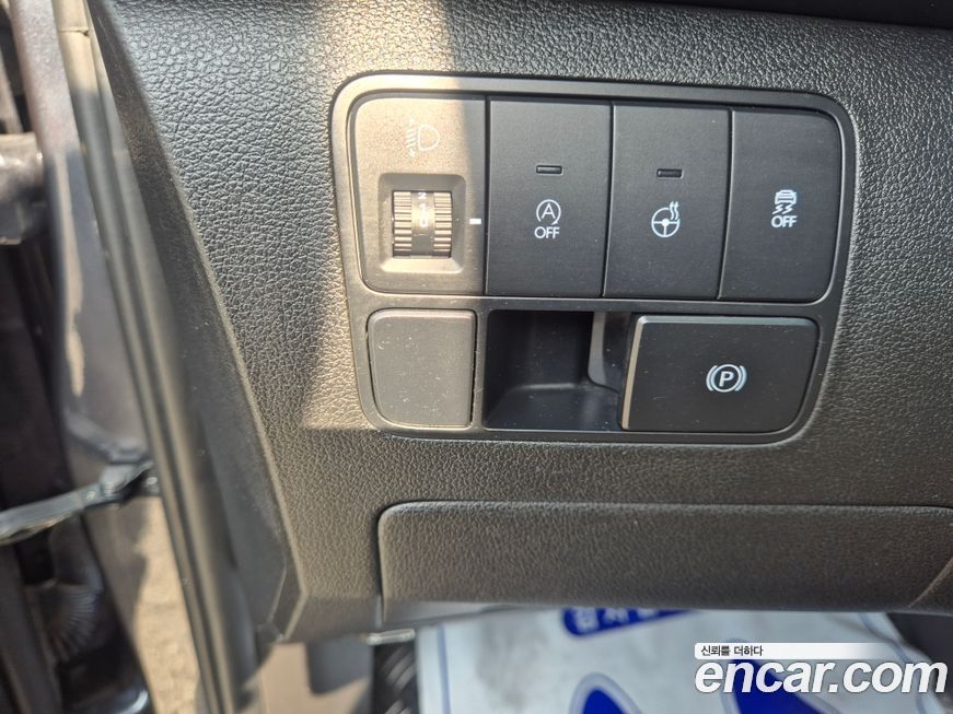 Hyundai Staria 2024