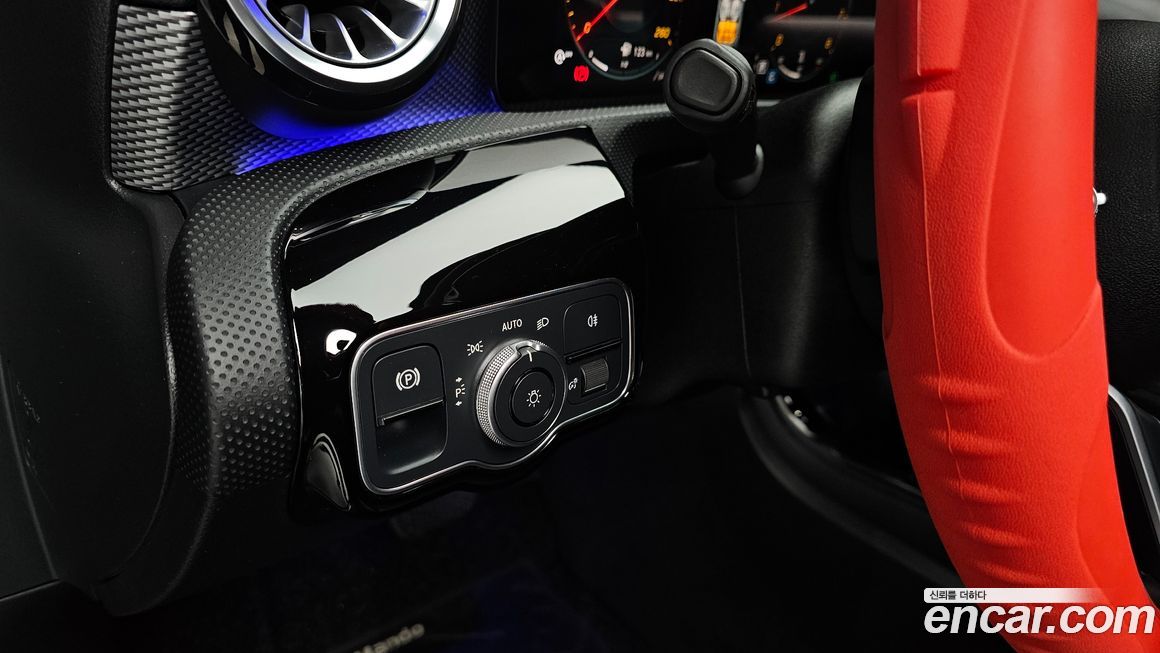 Mercedes-Benz A-Class 2022