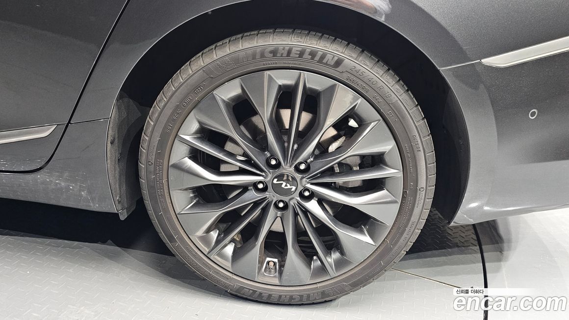 Kia K8 2023
