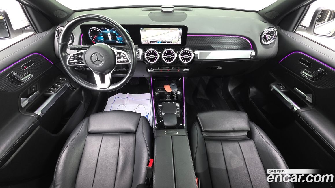 Mercedes-Benz GLB-Class 2021