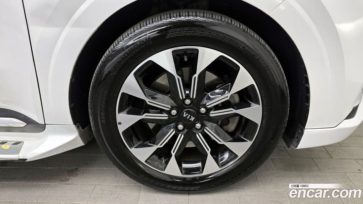 Kia Canival 2021