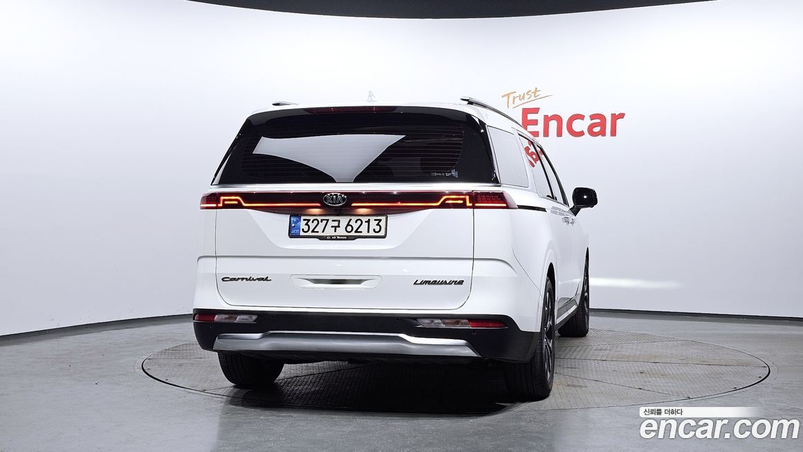 Kia Canival 2021