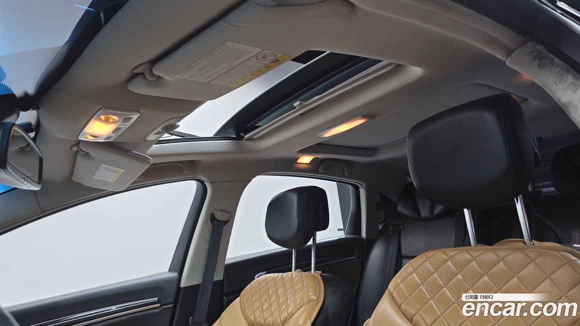 Renault-KoreaSamsung SM7 2012