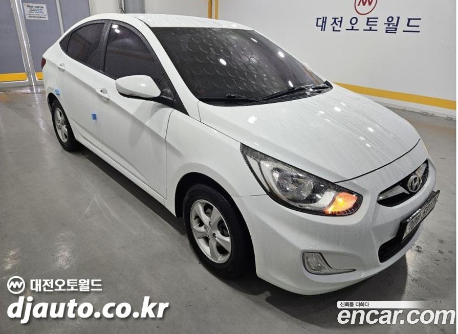 Hyundai Accent 2011