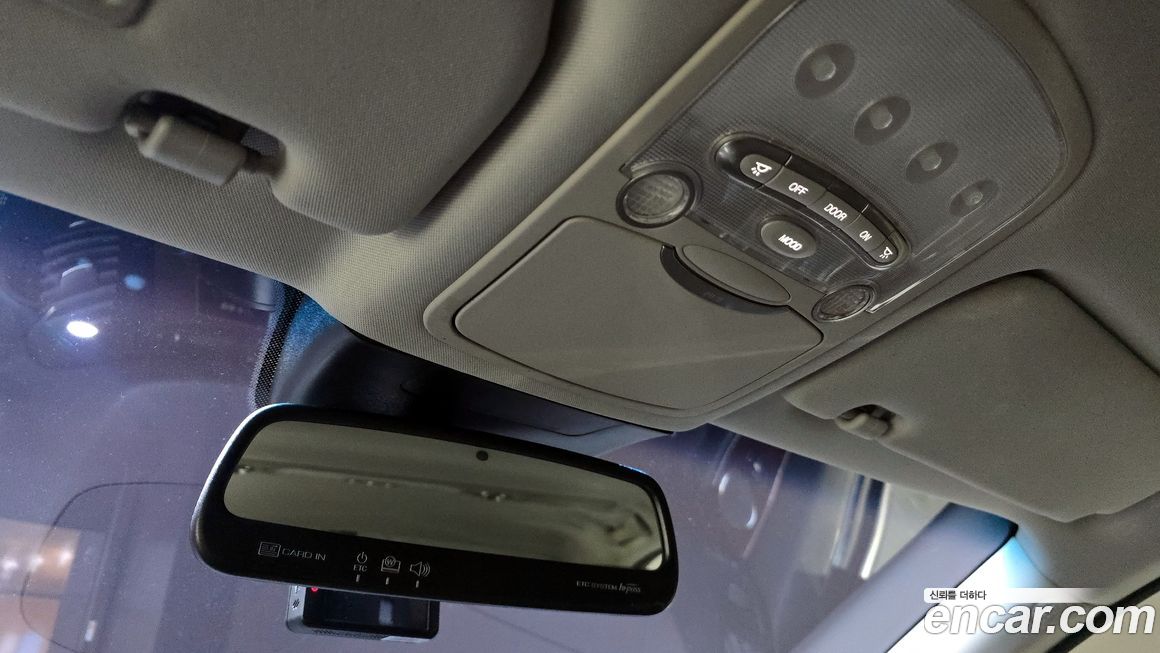 KG_Mobility_Ssangyong Chairman 2011