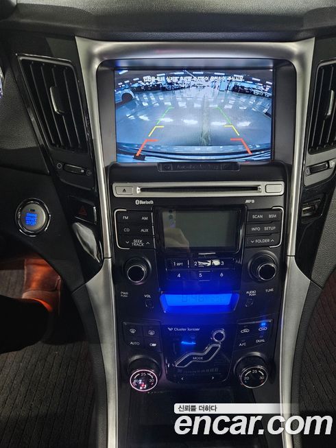 Hyundai Sonata 2011
