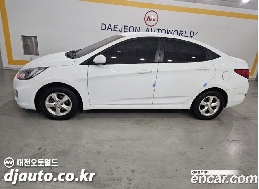 Hyundai Accent 2011