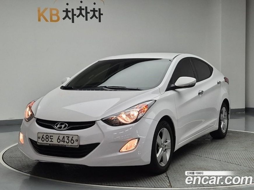 Hyundai AVANTE 2012