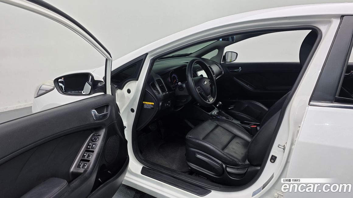 Kia K3 2013