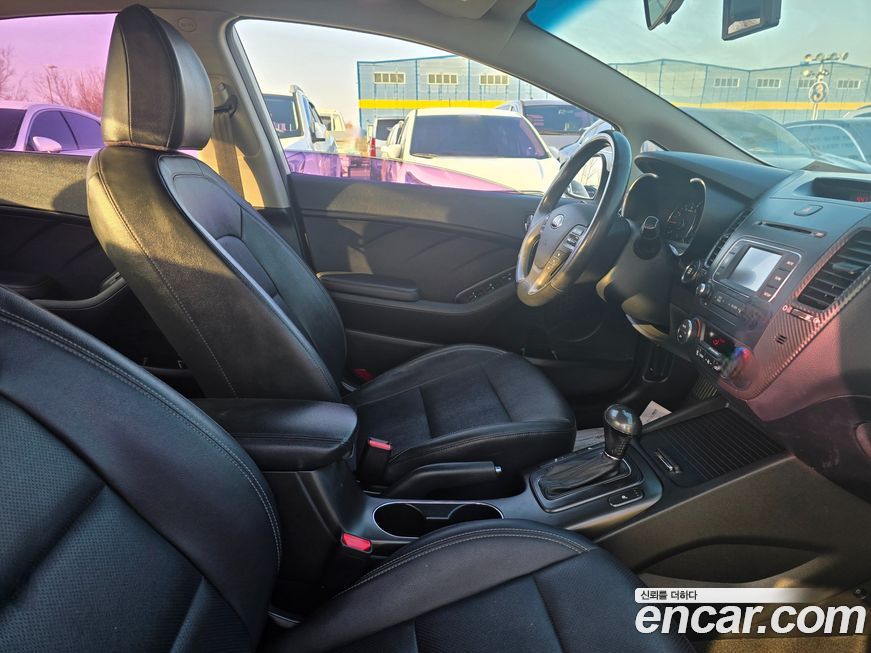 Kia K3 2013