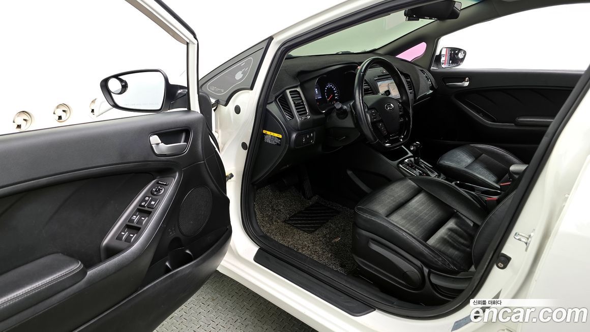 Kia K3 2016