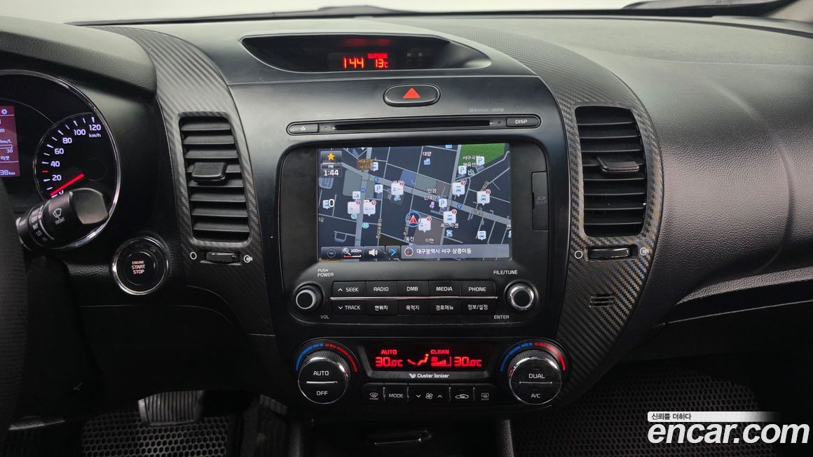 Kia K3 2013