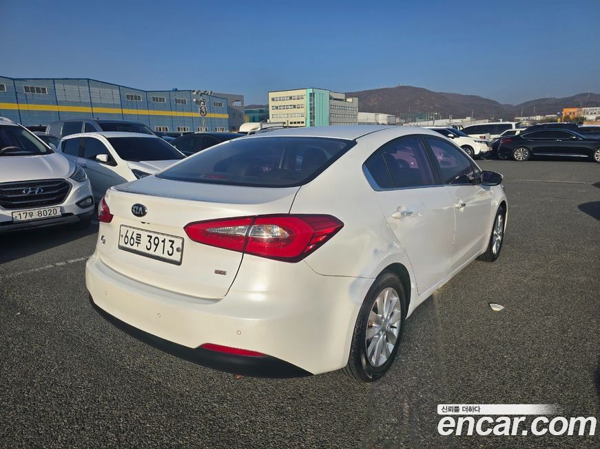 Kia K3 2013