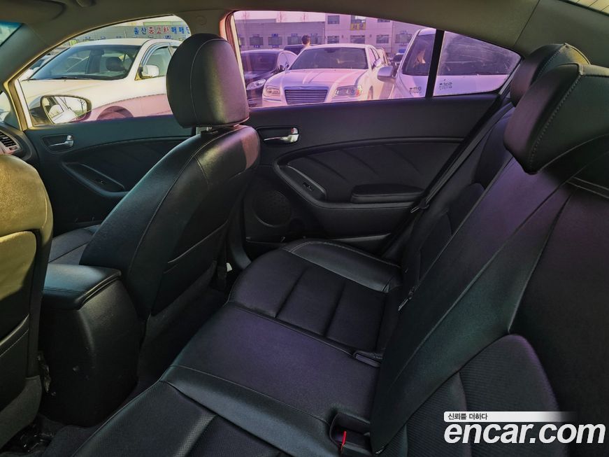 Kia K3 2013