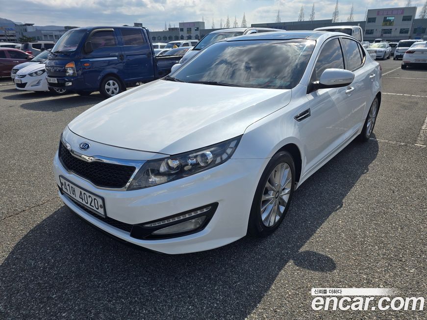 Kia K5 2011