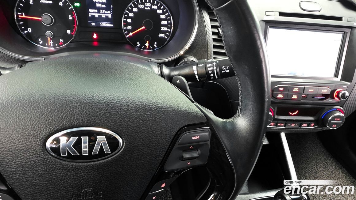Kia K3 2016