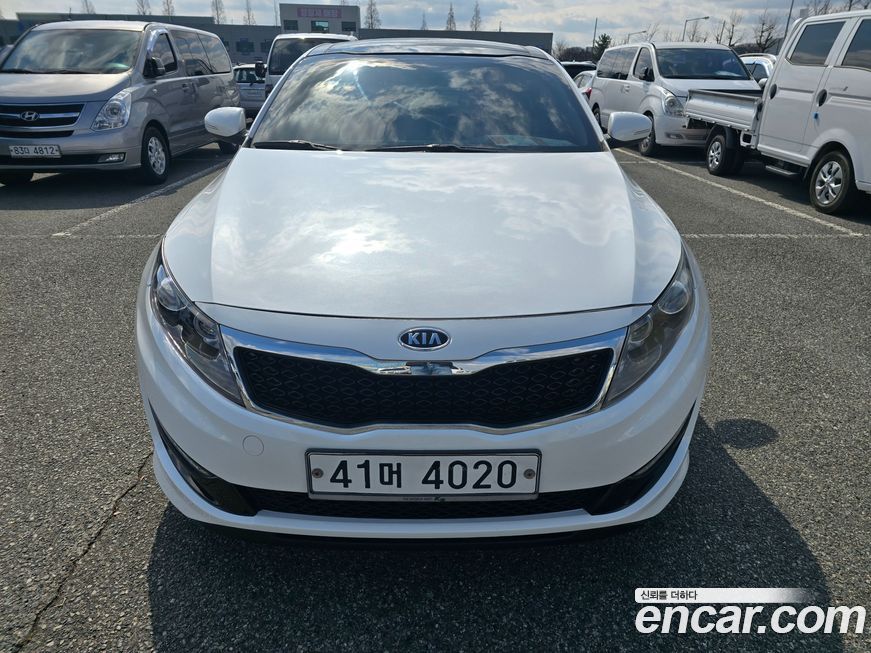 Kia K5 2011