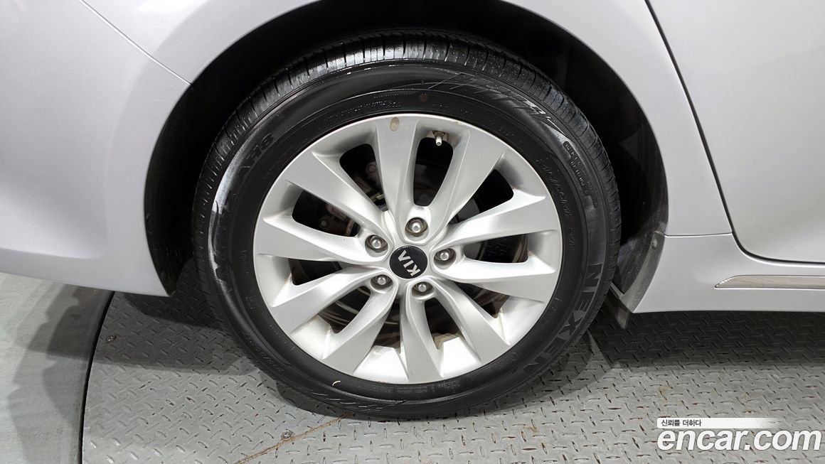 Kia K5 2016