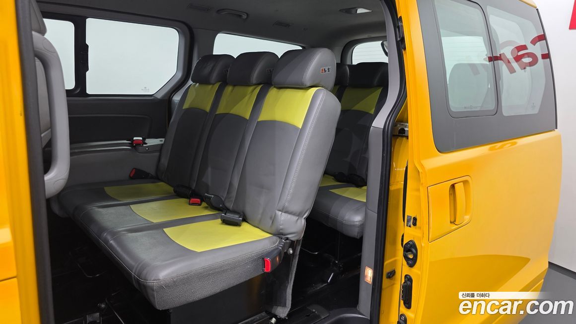 Hyundai Starex 2016