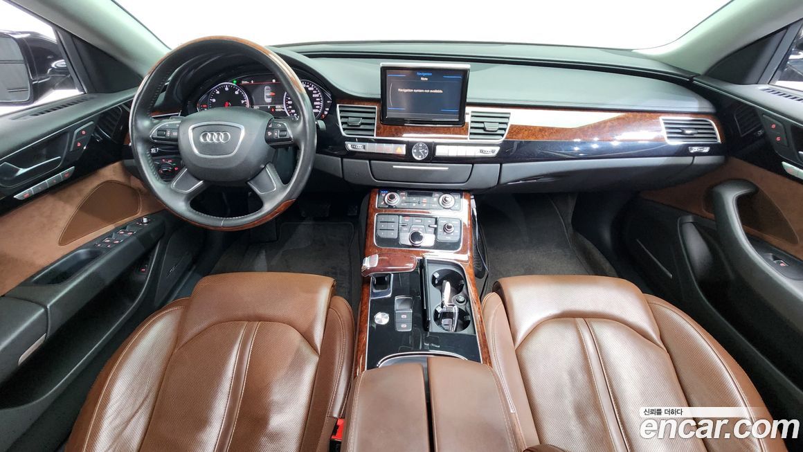 Audi A8 2011