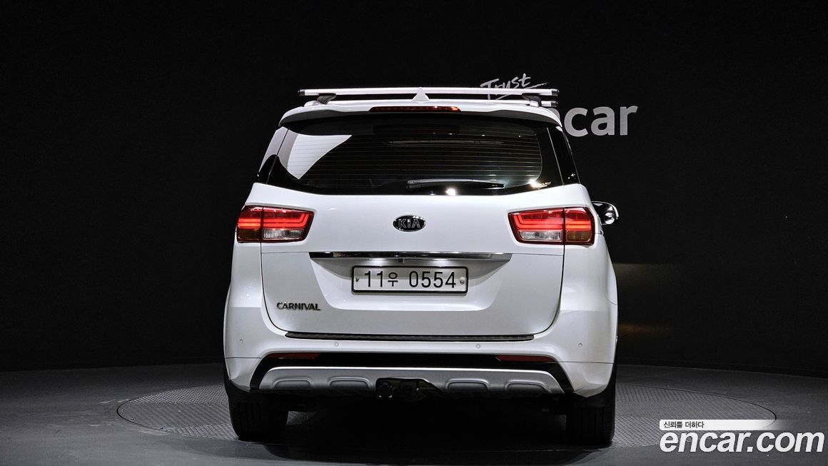 Kia Canival 2016