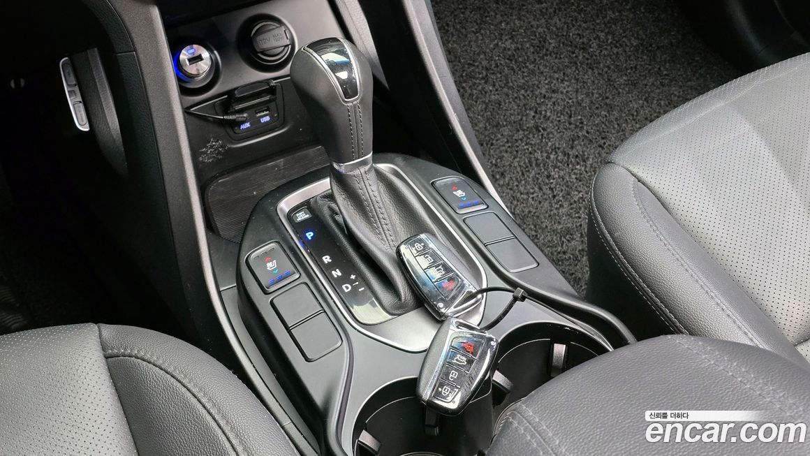 Hyundai Santafe 2015