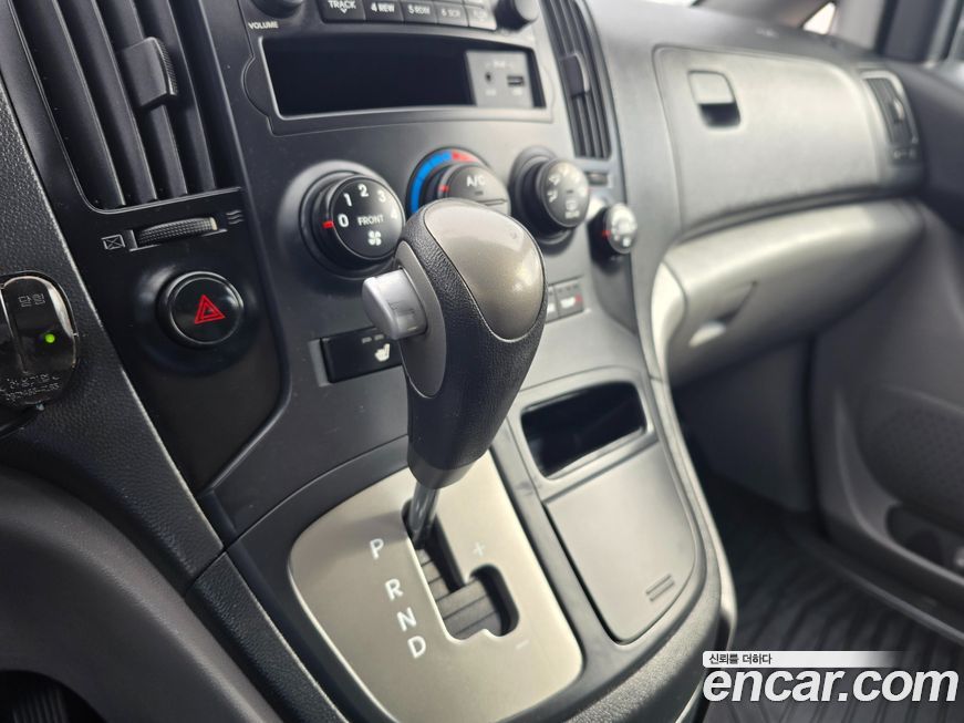 Hyundai Starex 2015