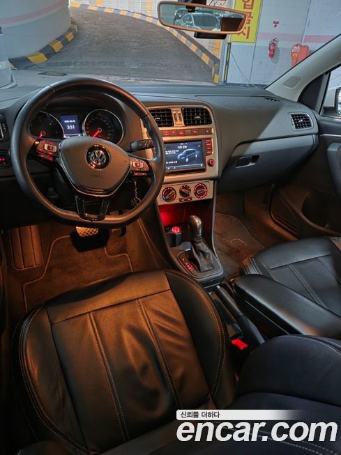 Volkswagen Polo 2015