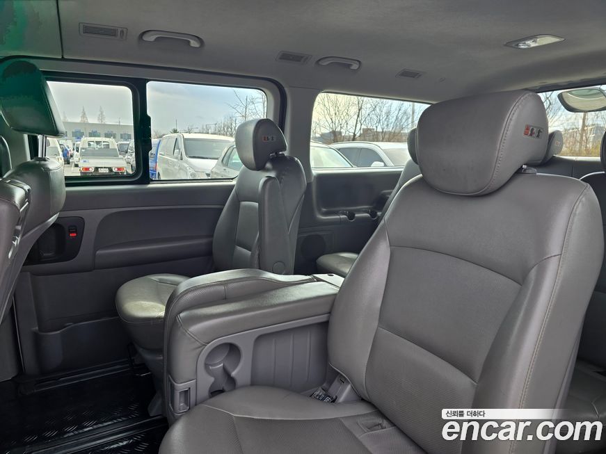 Hyundai Starex 2015