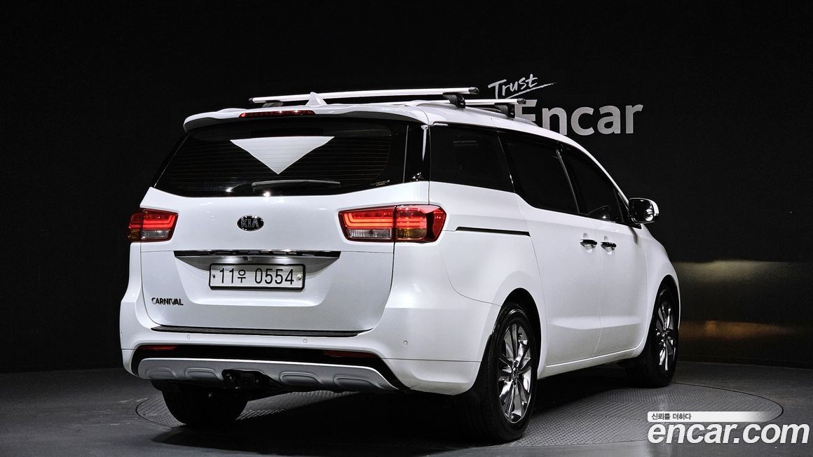 Kia Canival 2016