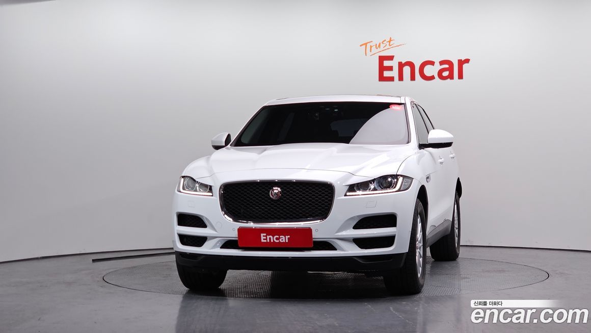 Jaguar F-PACE 2018