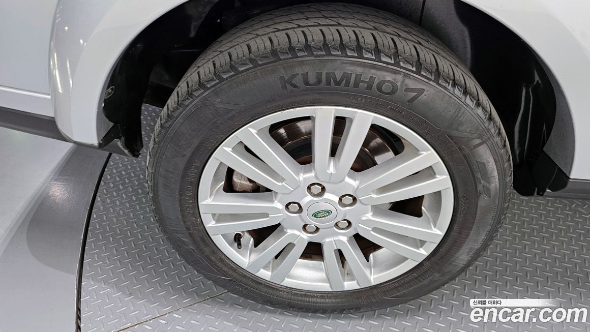 Land Rover Discovery 2010