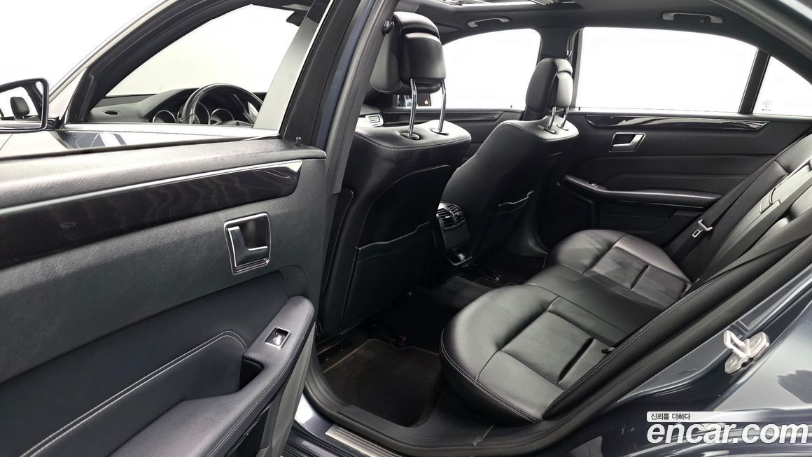 Mercedes-Benz E-Class 2016