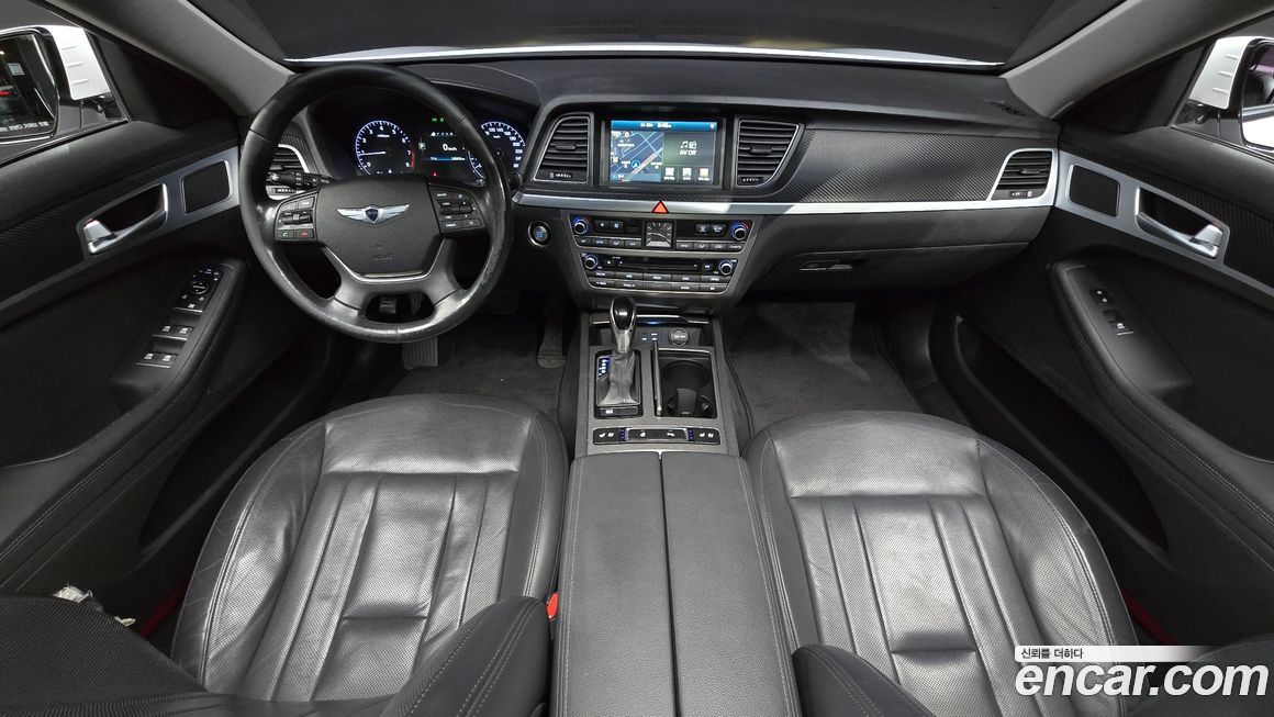 Hyundai Genesis 2015