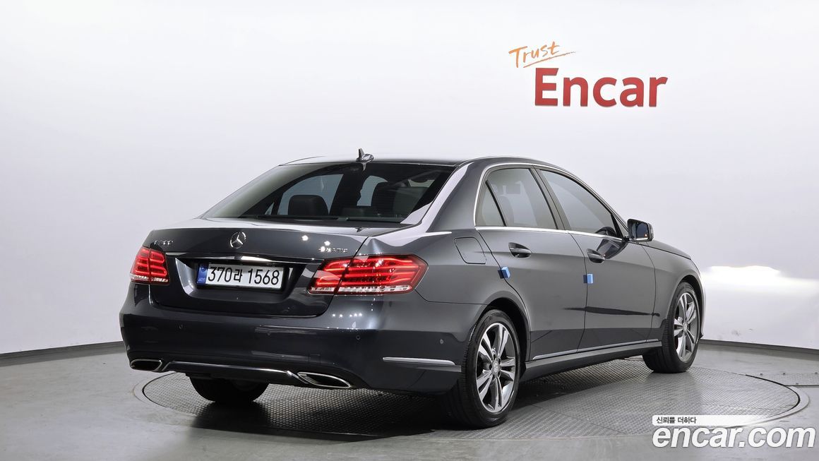 Mercedes-Benz E-Class 2016