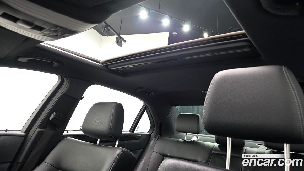 Mercedes-Benz E-Class 2016