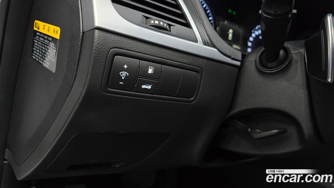 Hyundai Genesis 2015