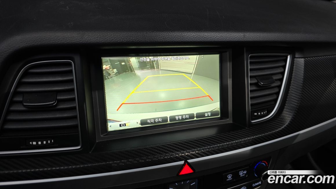 Hyundai Genesis 2015