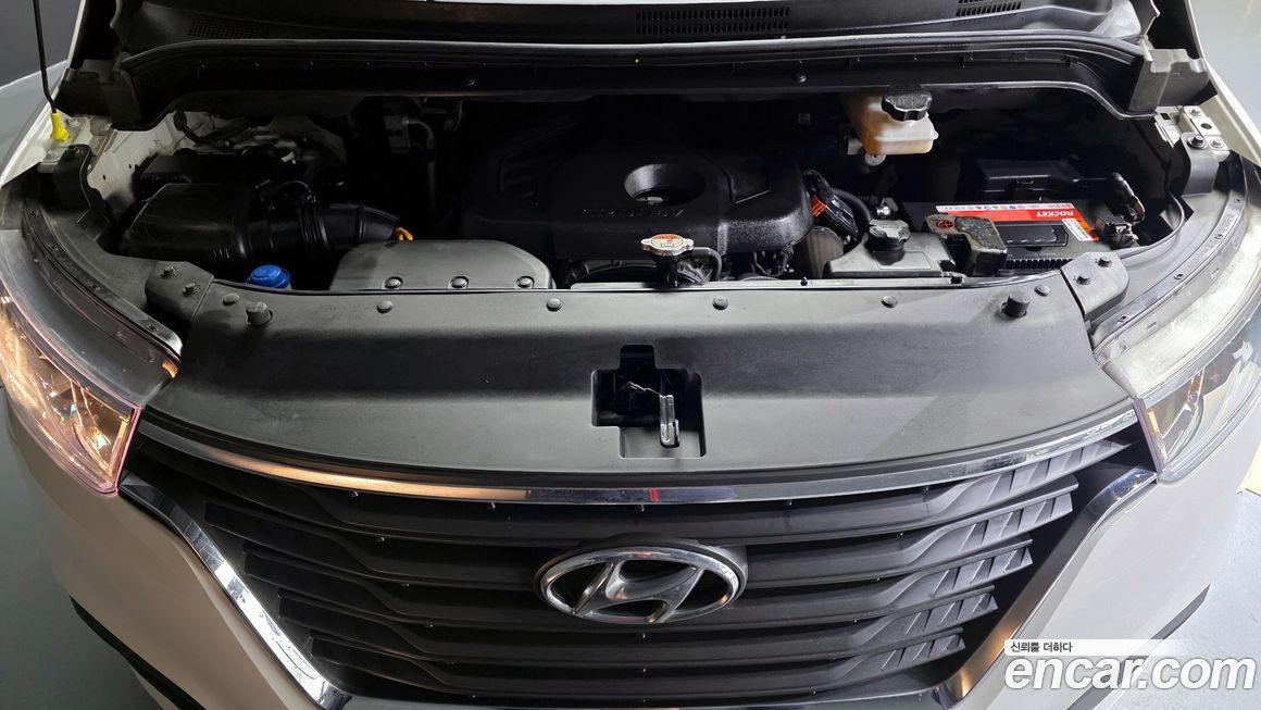 Hyundai Starex 2020