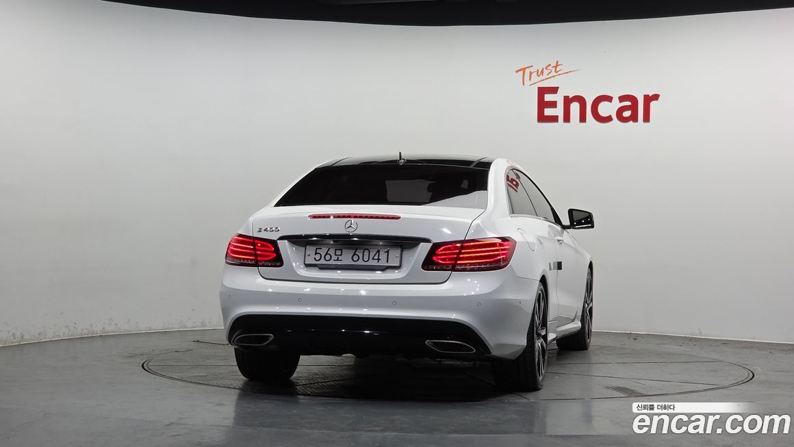 Mercedes-Benz E-Class 2016