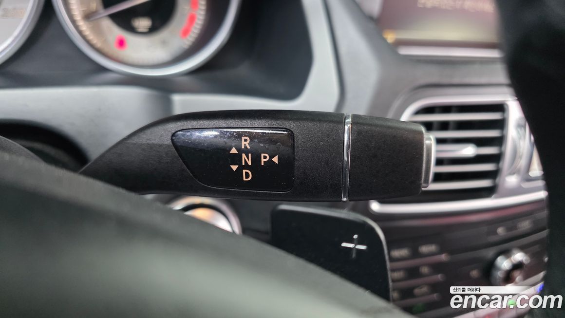 Mercedes-Benz E-Class 2016