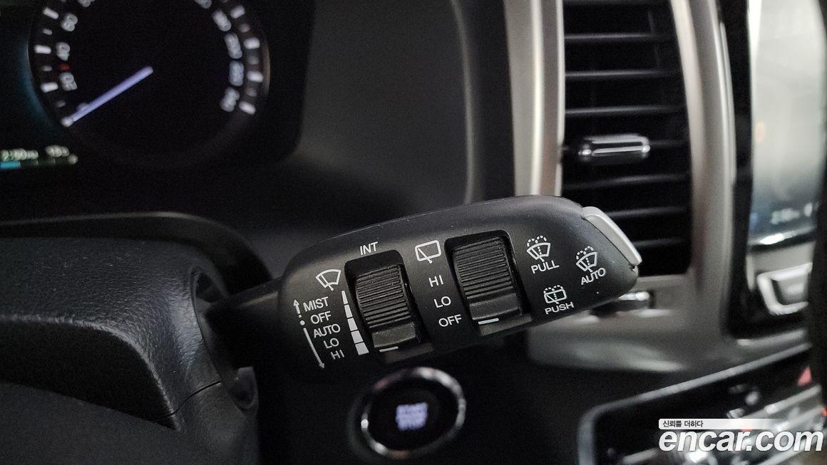 KG_Mobility_Ssangyong Rexton 2018